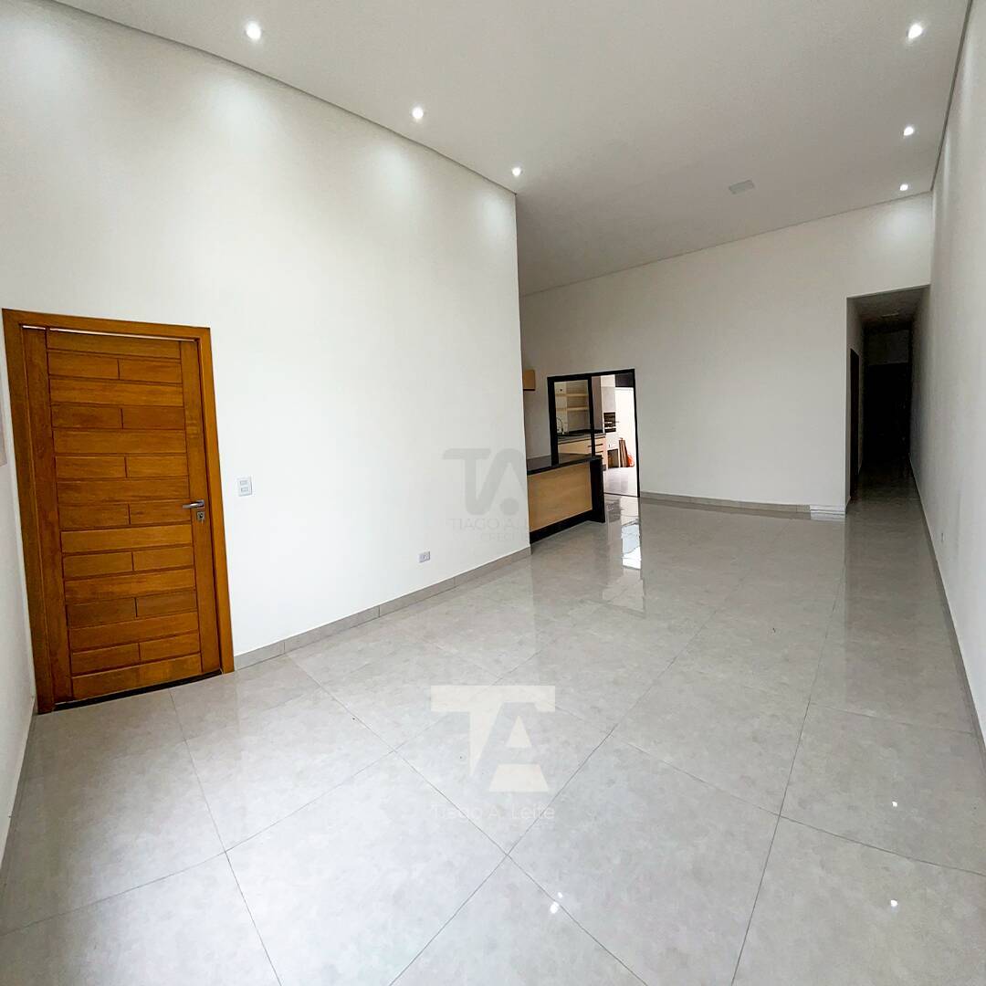 Casa à venda com 3 quartos, 120m² - Foto 3