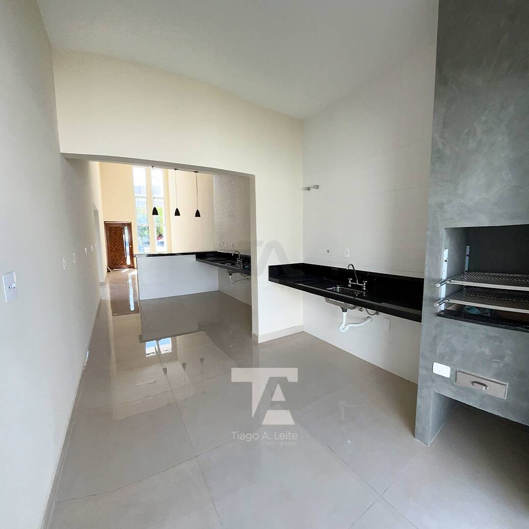 Casa à venda com 3 quartos, 105m² - Foto 6