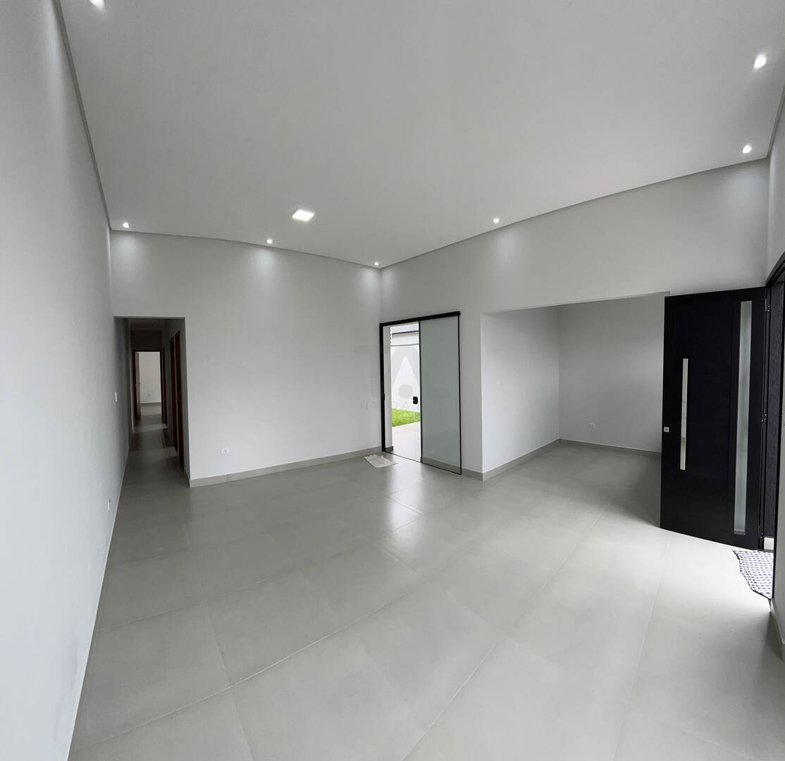 Casa à venda com 3 quartos, 103m² - Foto 3