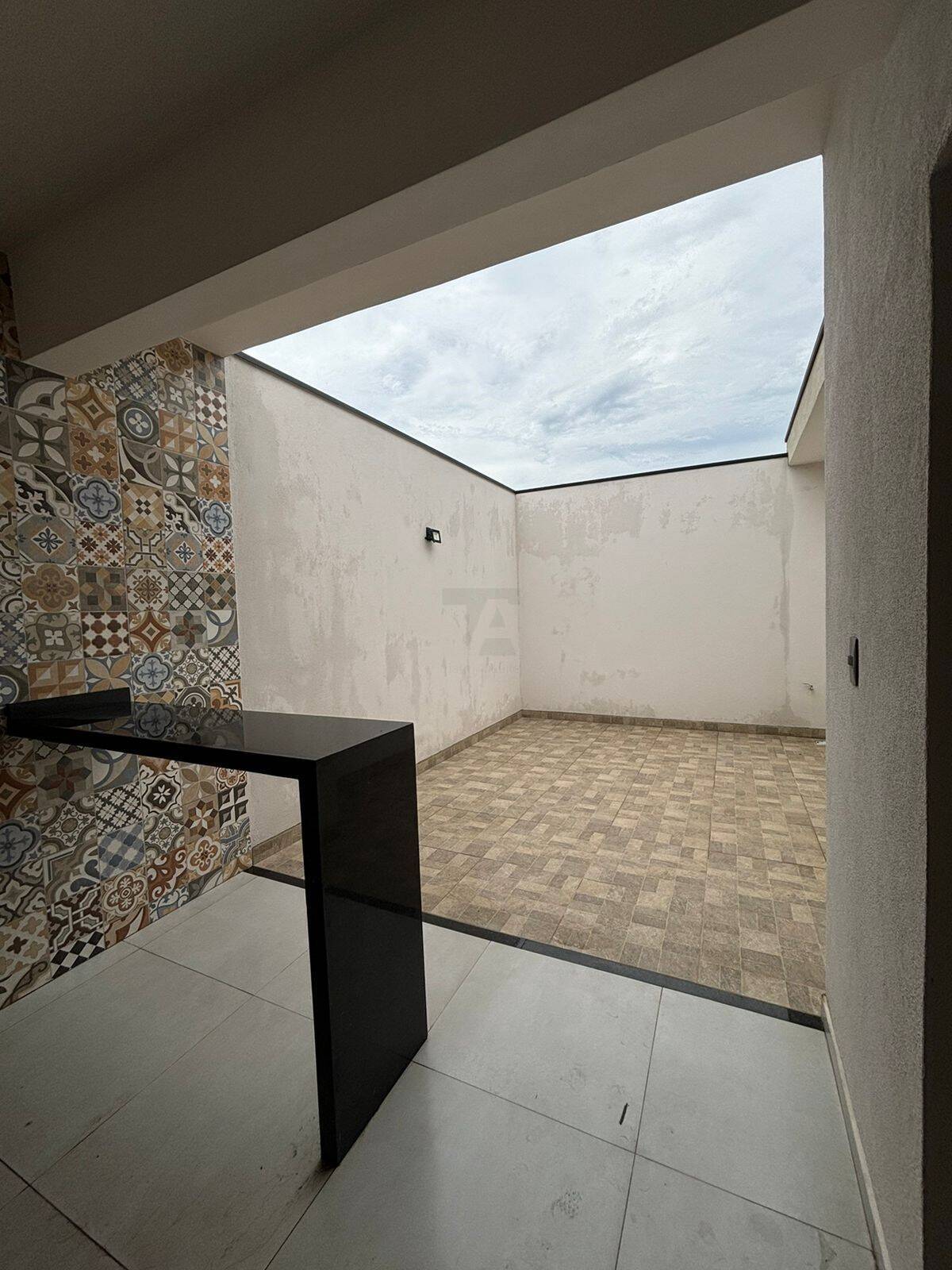 Casa à venda e aluguel com 3 quartos, 116m² - Foto 13