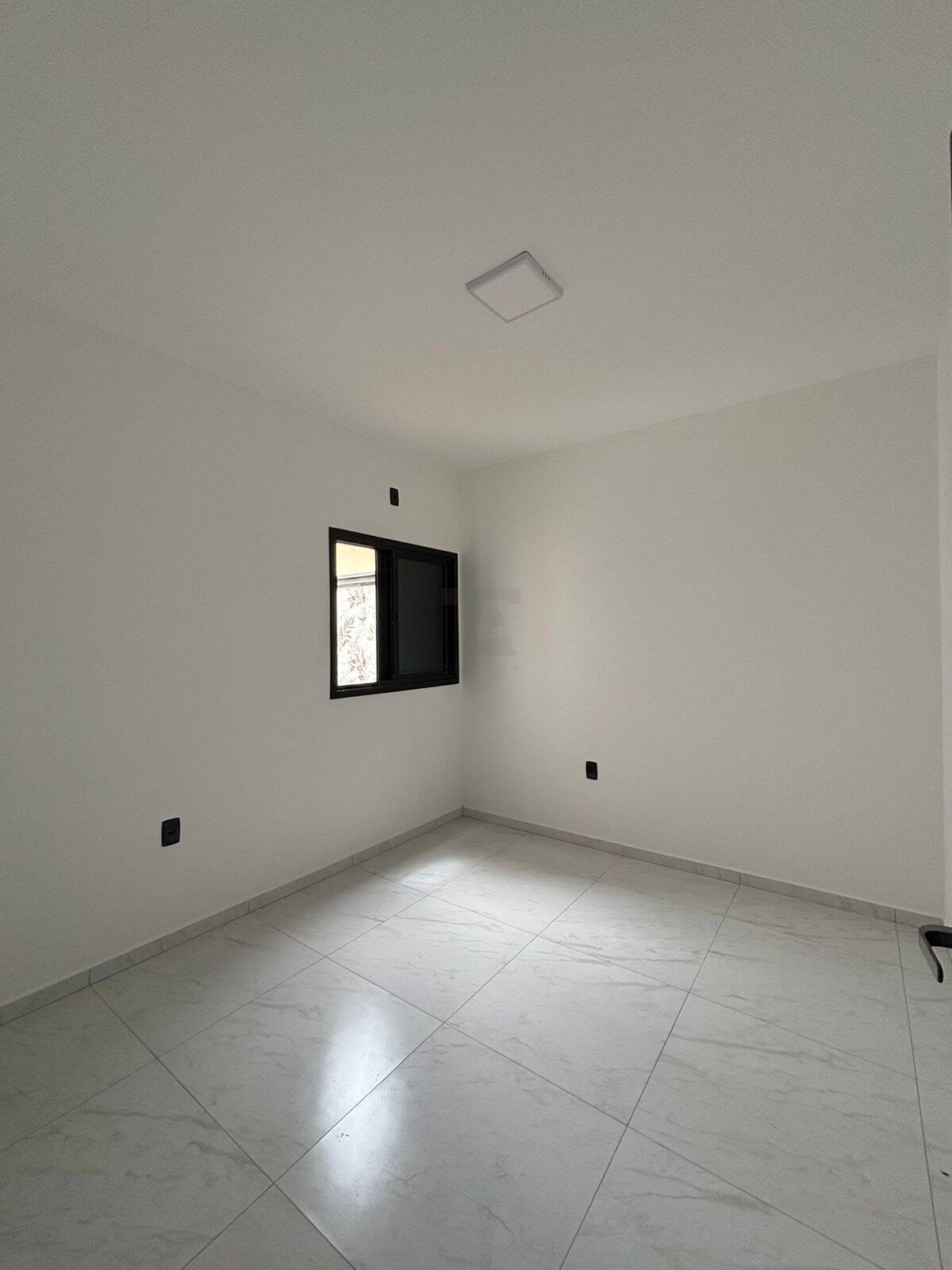 Casa à venda e aluguel com 3 quartos, 116m² - Foto 11