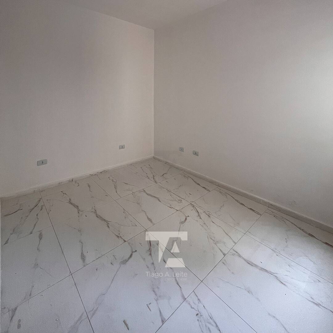 Casa à venda com 2 quartos, 65m² - Foto 5