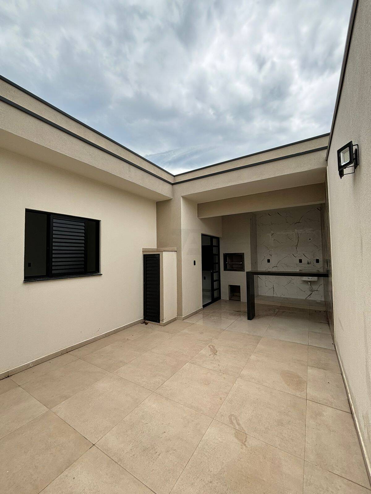 Casa à venda com 3 quartos, 116m² - Foto 15