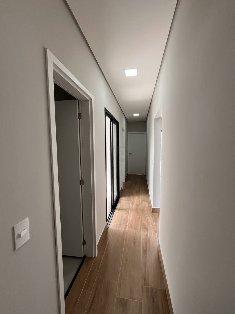 Casa à venda com 3 quartos, 111m² - Foto 18